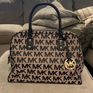 EUC Michael Kors bag